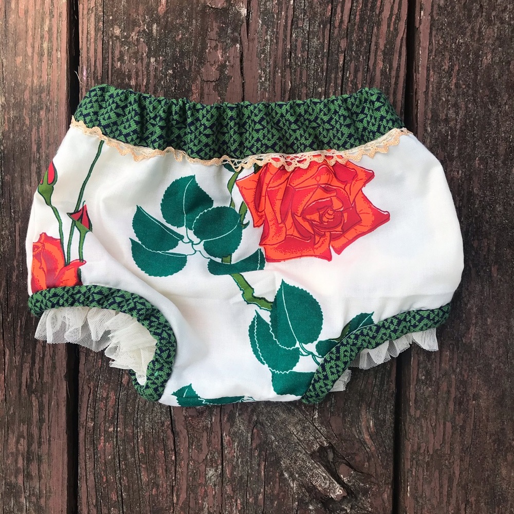 Art of Motherhood Vintage Bummies